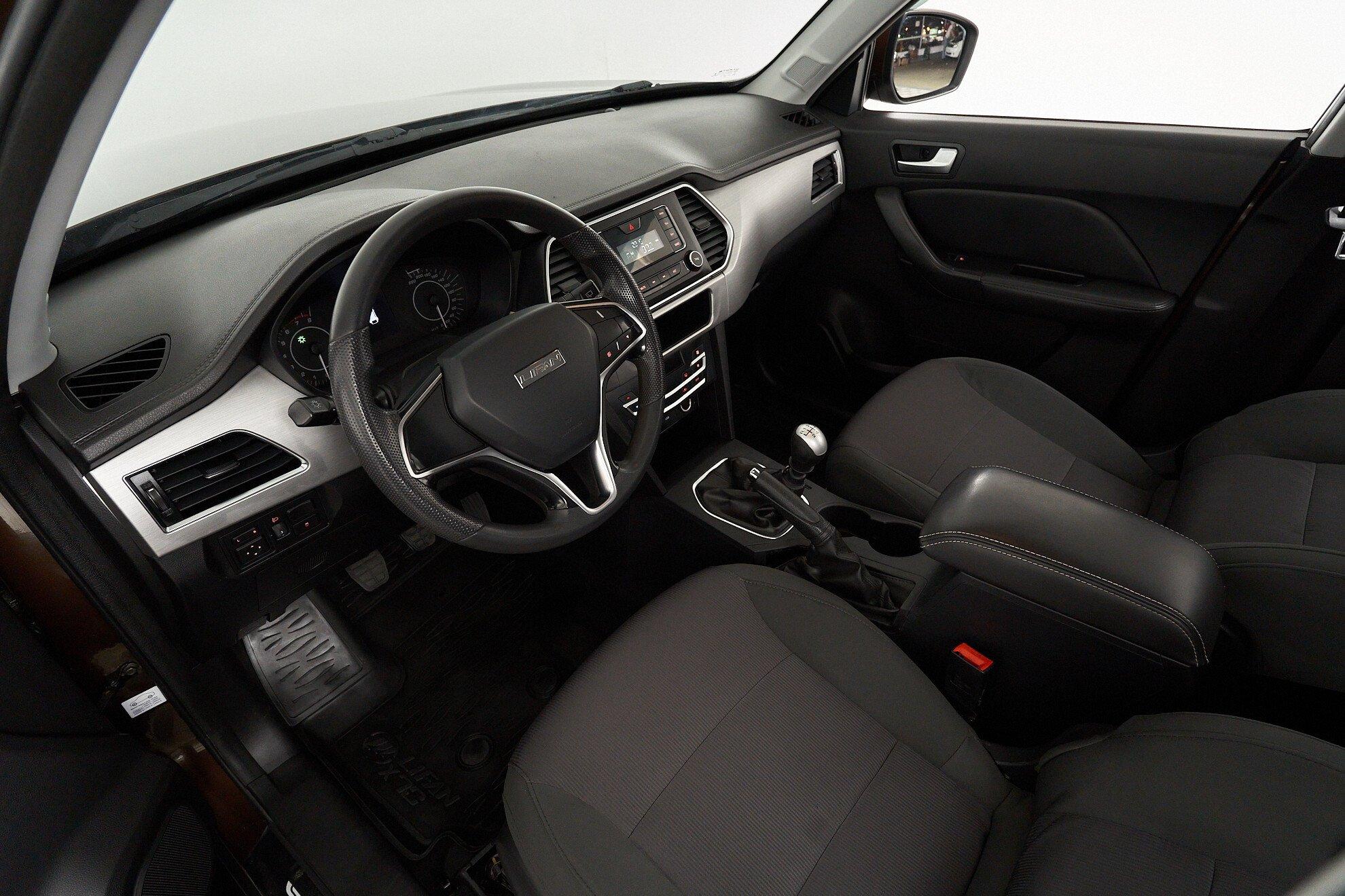 Lifan X70 2018, коричневый