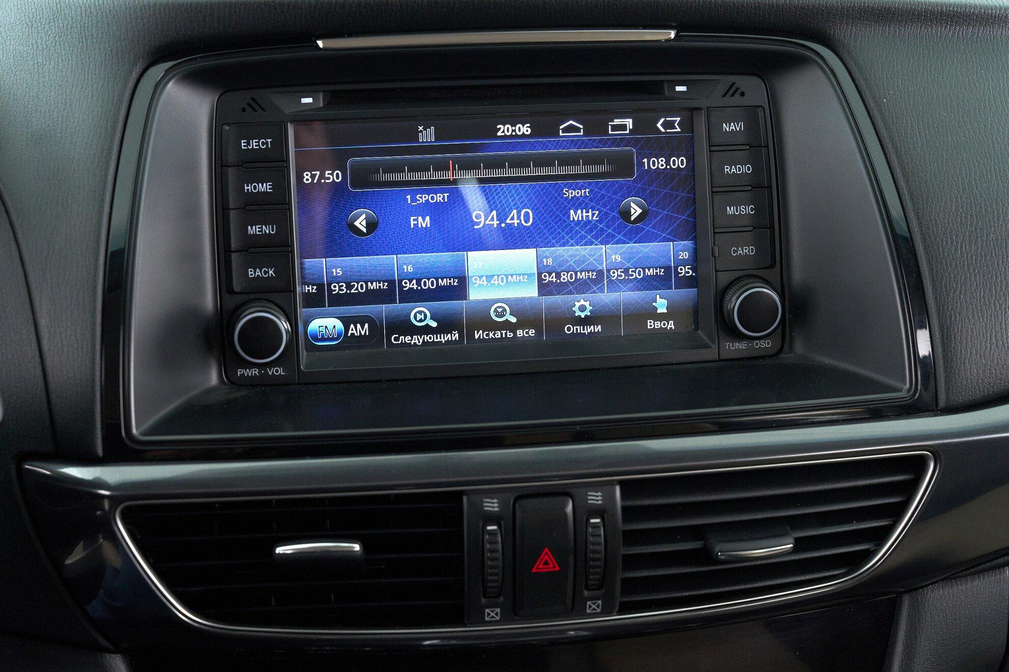 Mazda 6 2014, белый