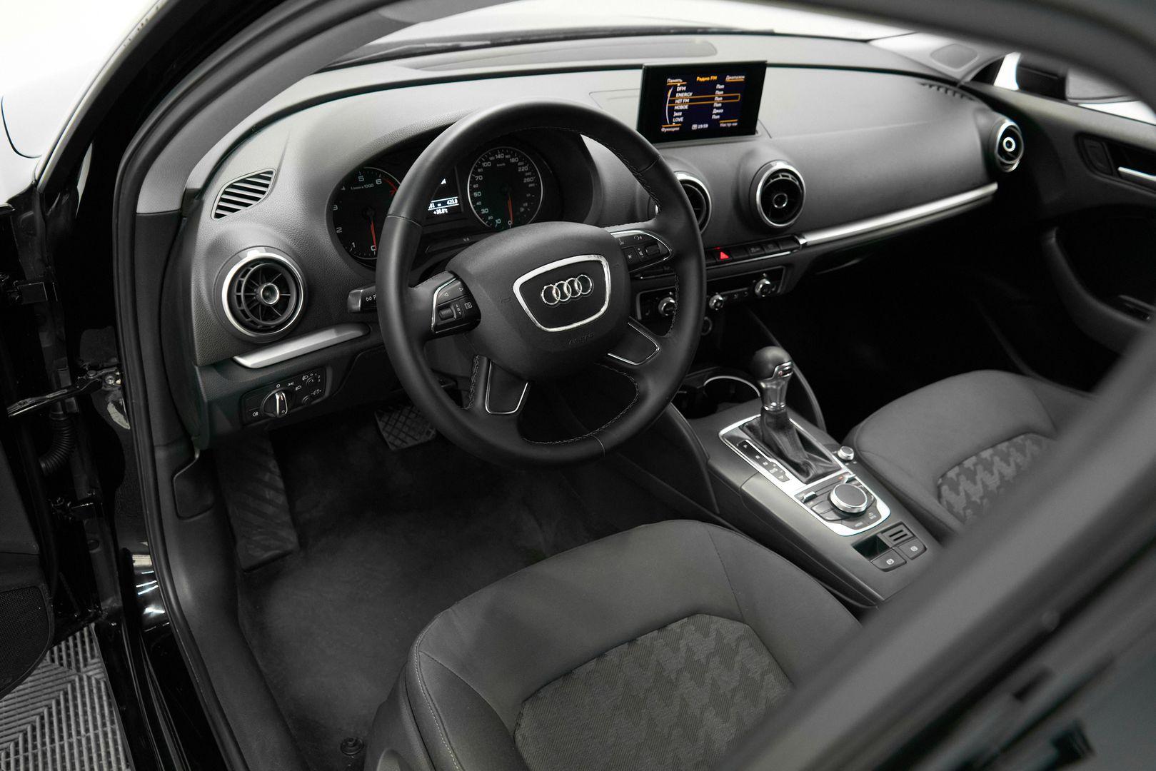 Audi A3 2013, черный