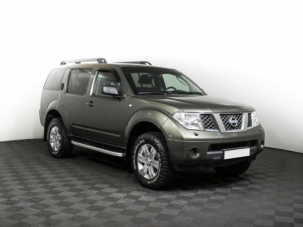 Nissan Pathfinder 2009, зеленый