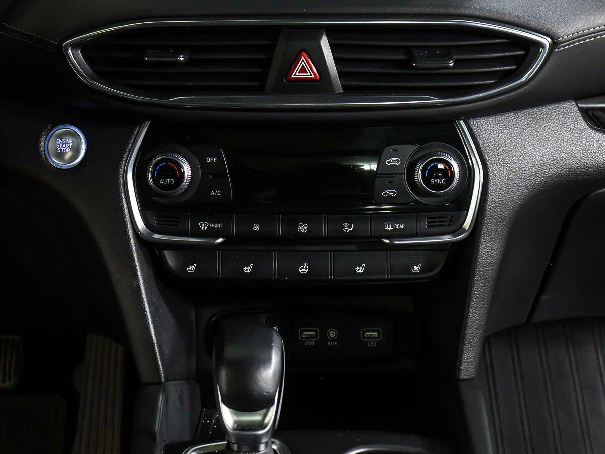 Hyundai Santa Fe 2019, черный