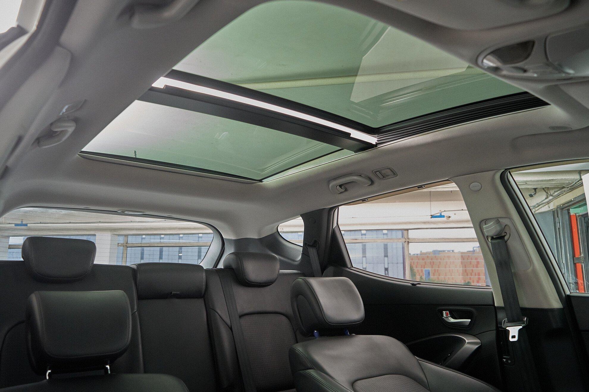Hyundai Santa Fe 2013, белый