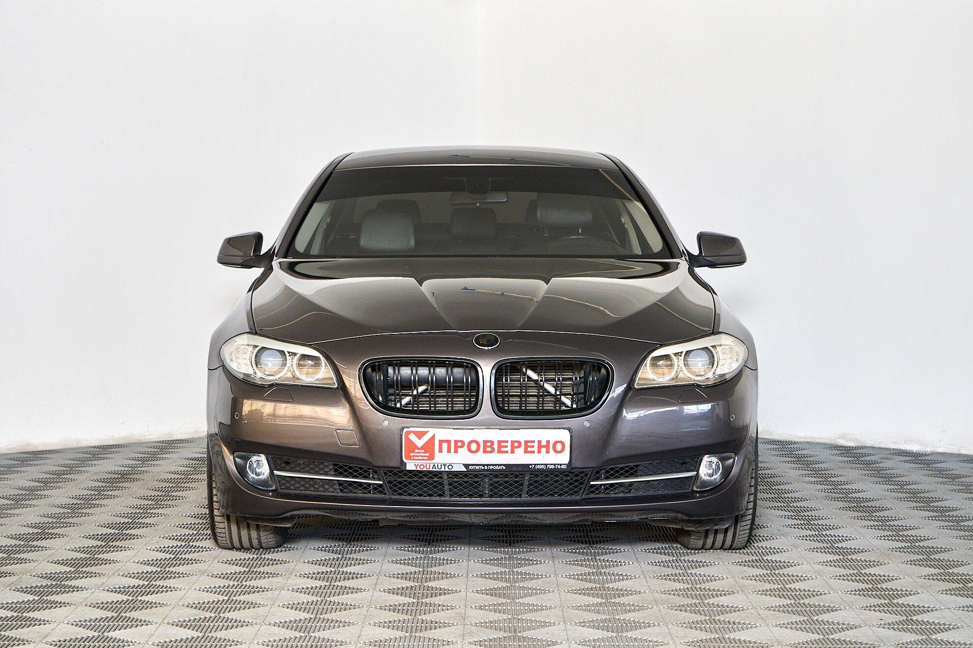 BMW 5 серии 2011, коричневый