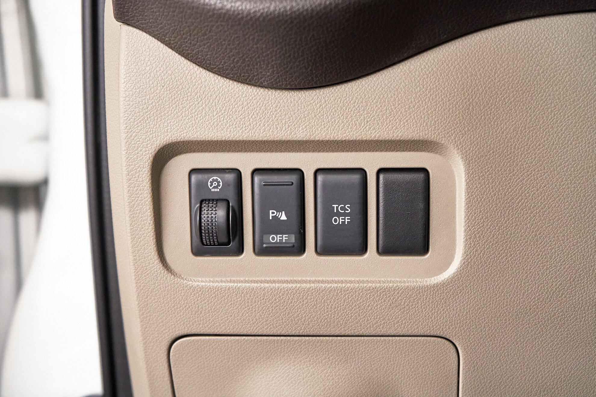 Renault Koleos 2012, белый