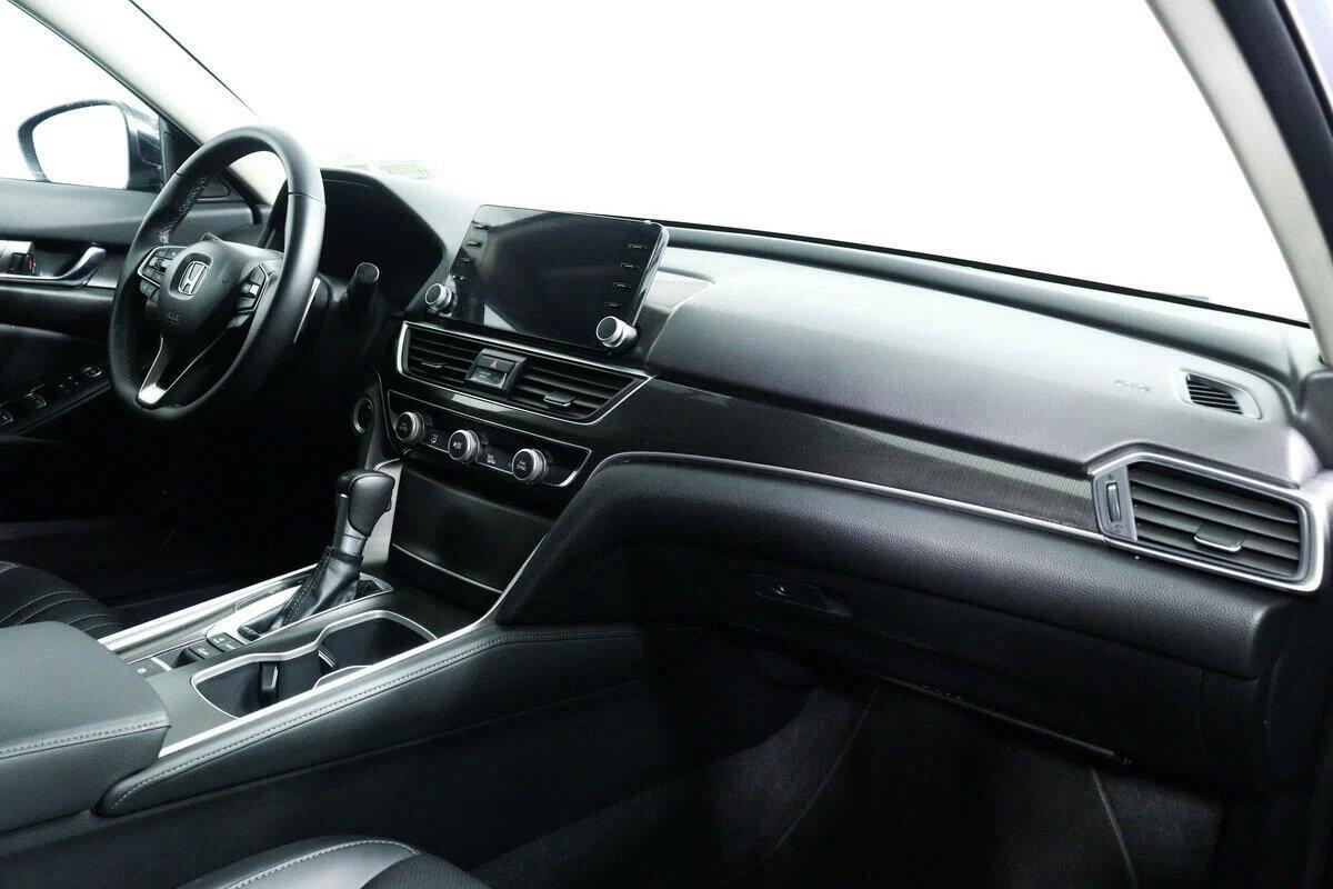 Honda Accord 2022, голубой