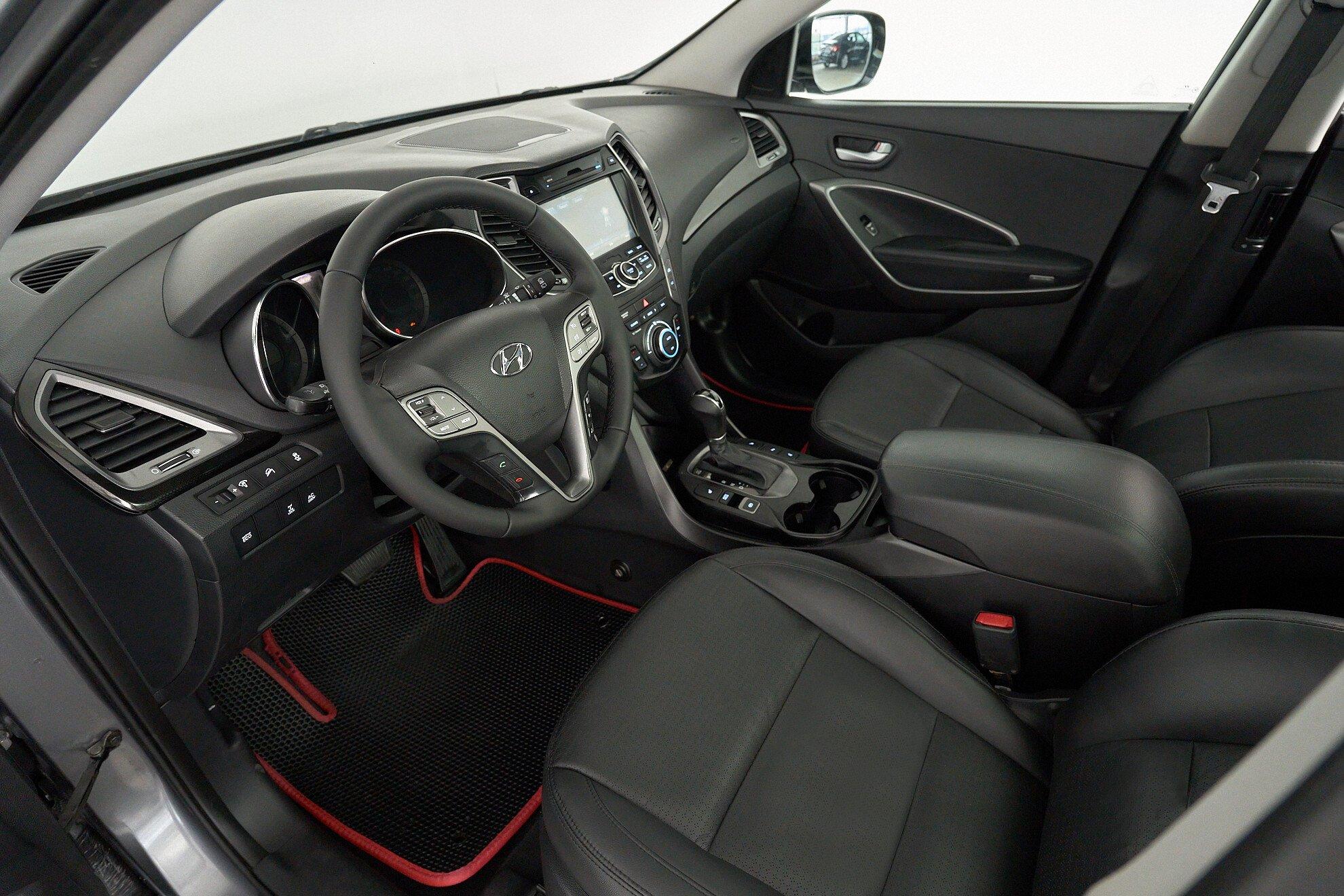 Hyundai Santa Fe 2014, серый