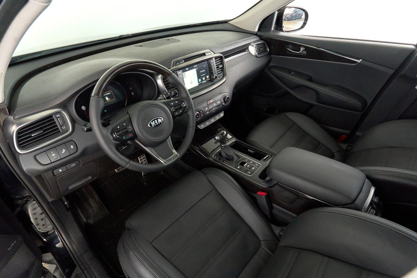 Kia Sorento 2017, черный