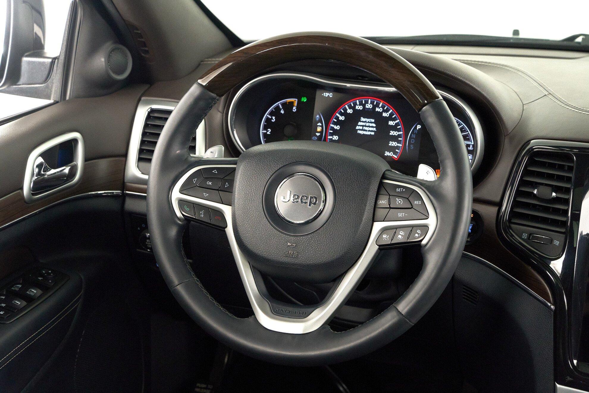Jeep Grand Cherokee 2014, серый