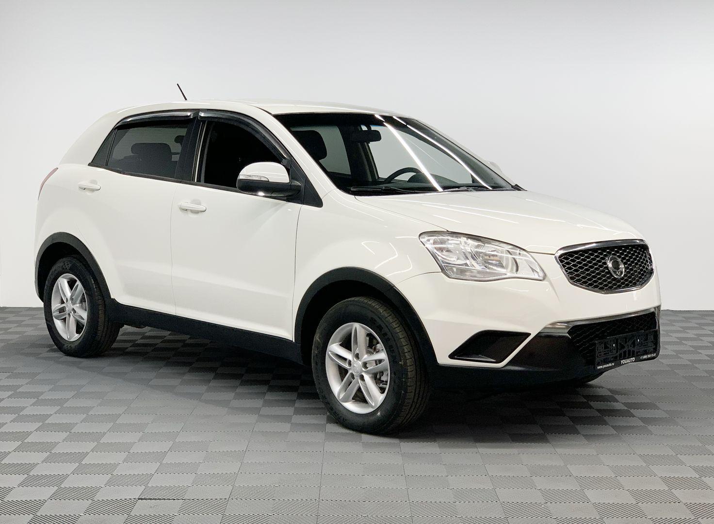 SsangYong Actyon 2011, белый