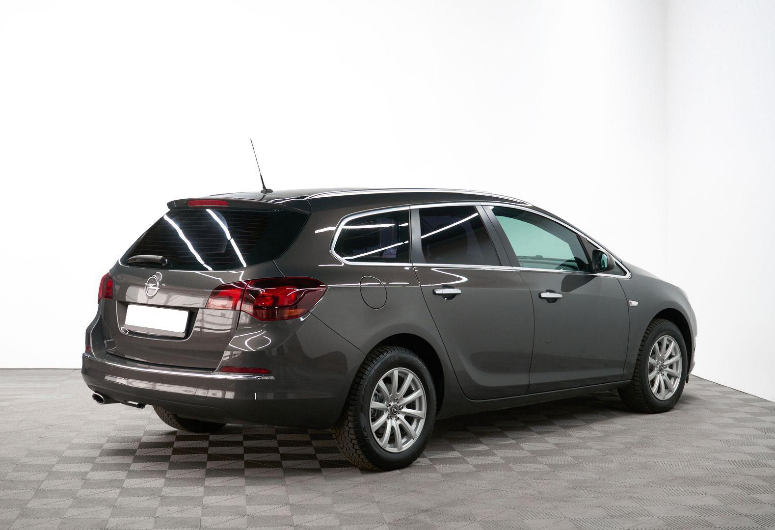 Opel Astra 2014, серый