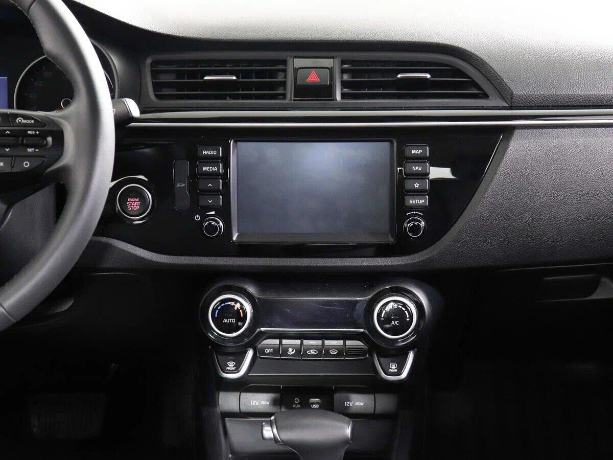 Kia Rio 2020, серый