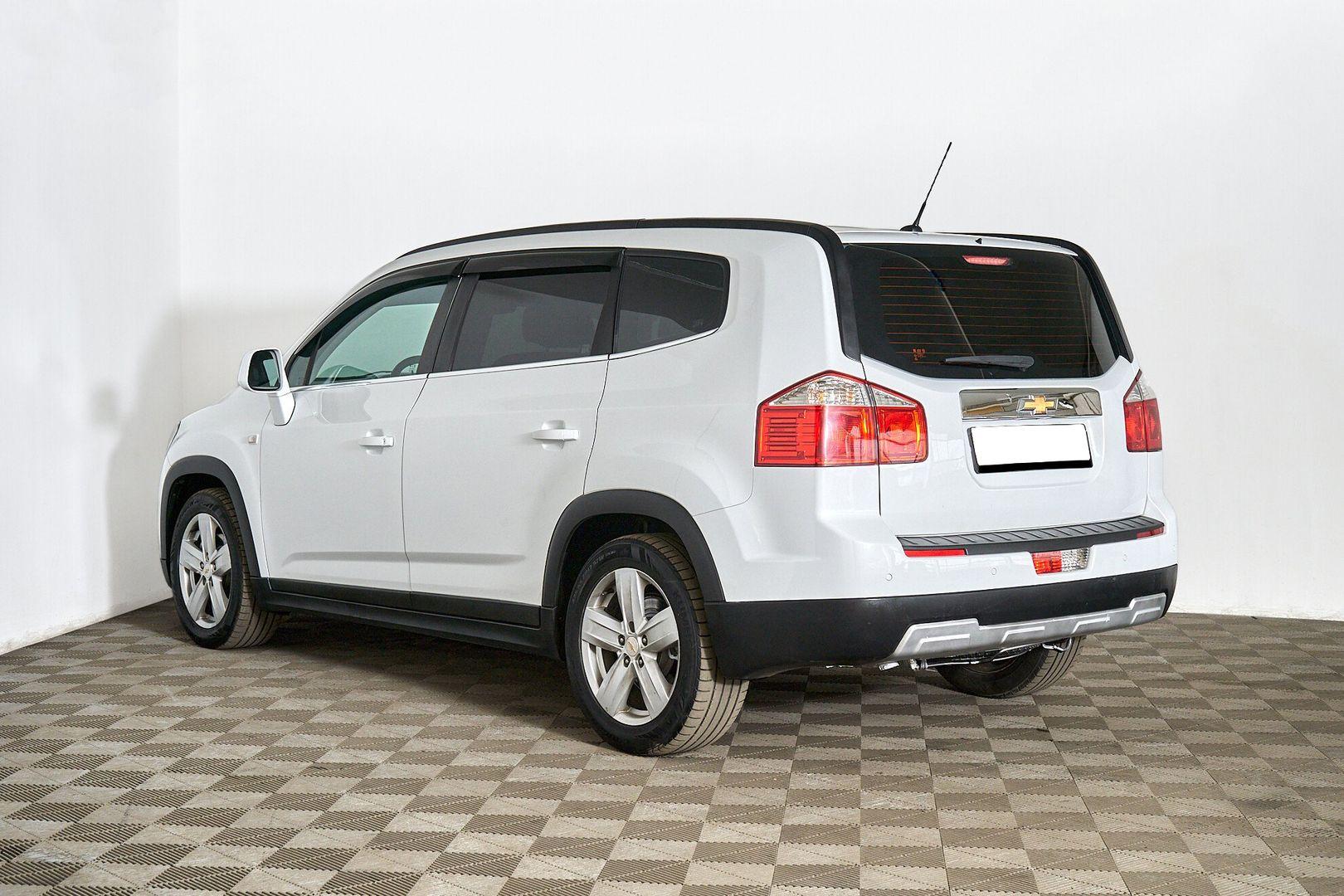 Chevrolet Orlando 2014, белый
