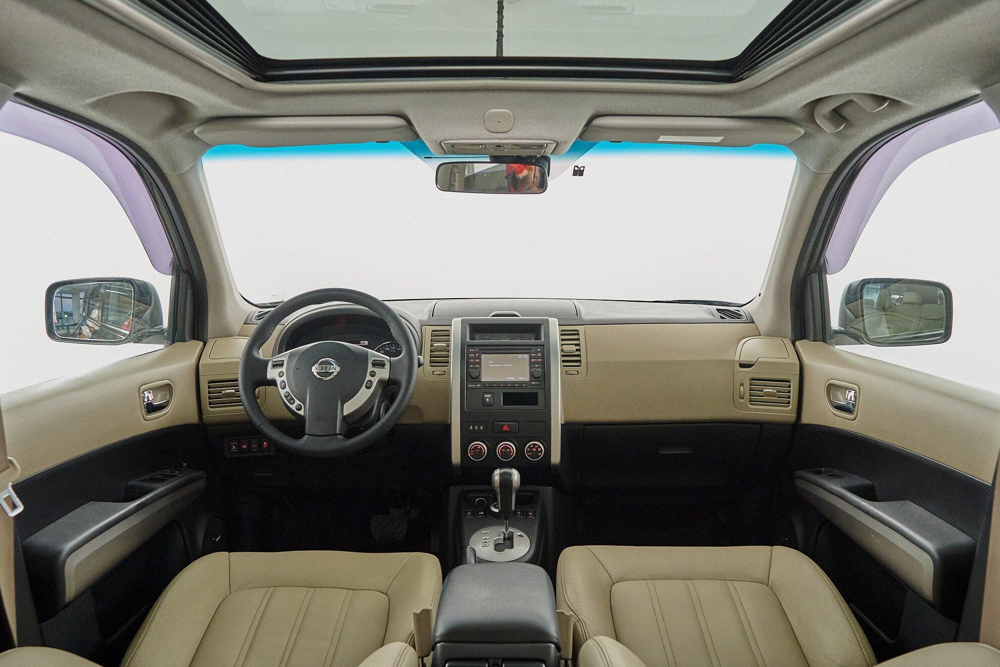 Nissan X-Trail 2013, черный
