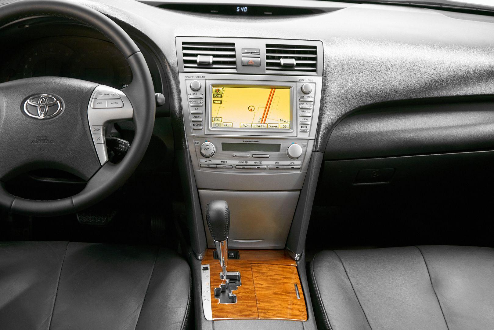 Toyota Camry 2011, черный