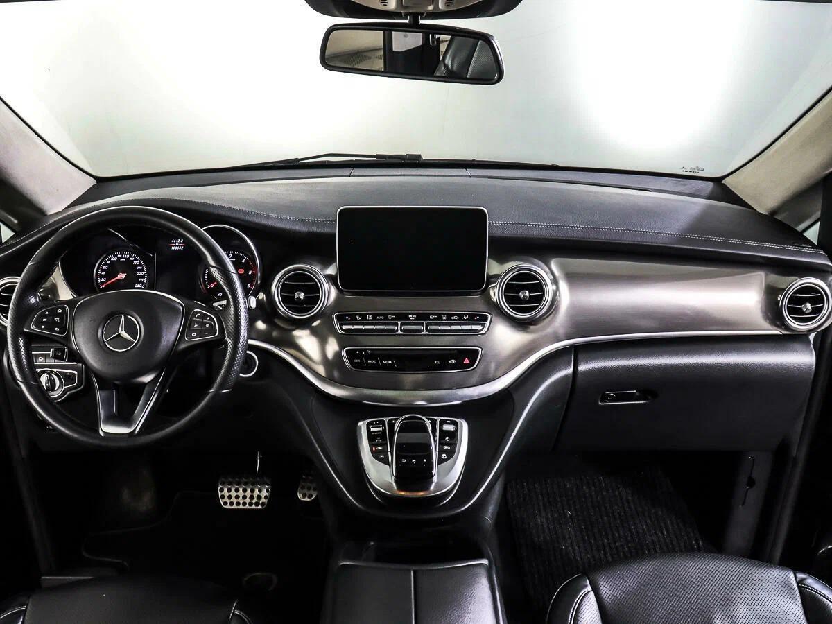 Mercedes-Benz V-Класс 2015, черный