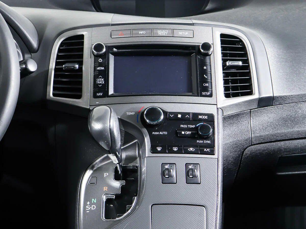 Toyota Venza 2015, коричневый