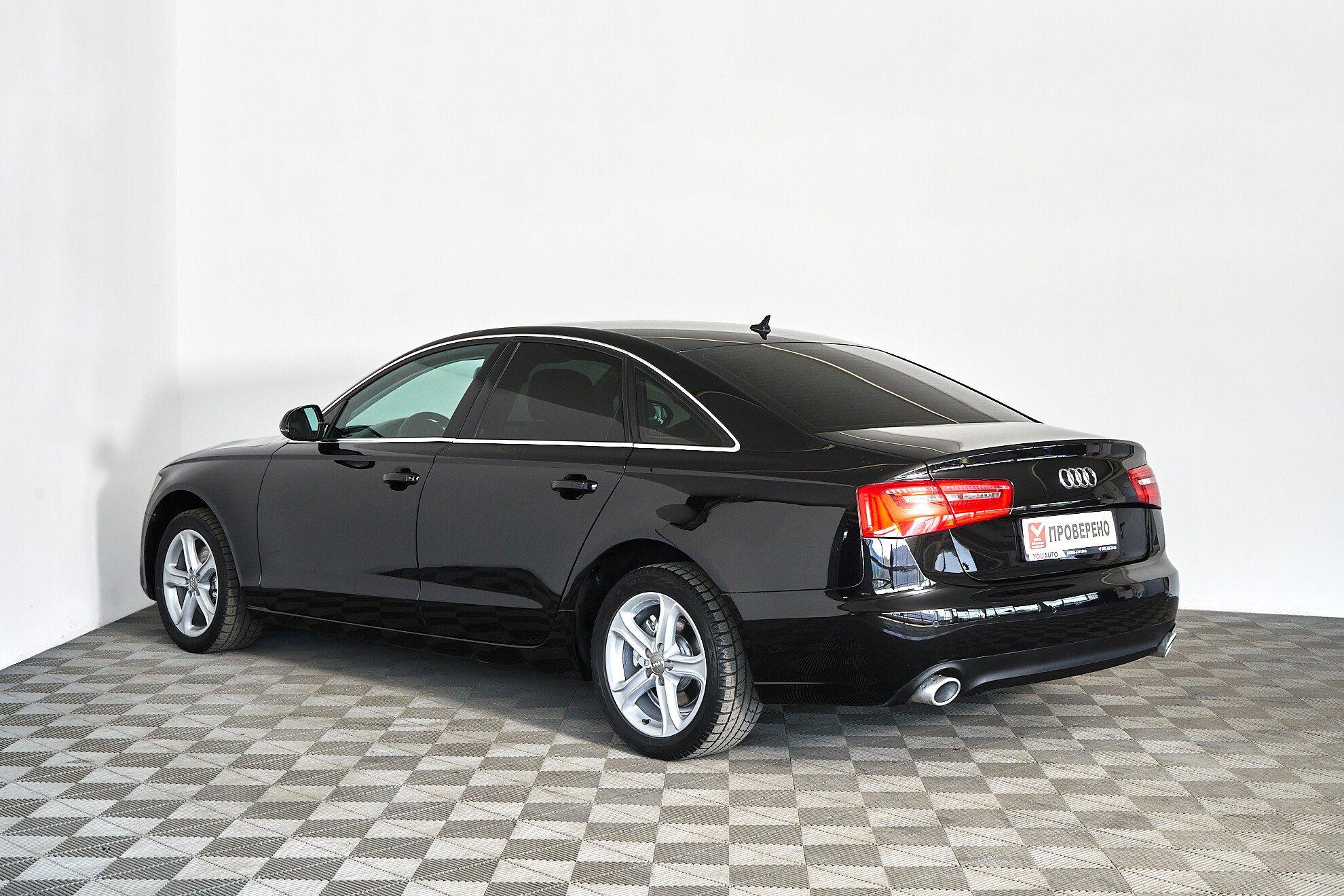 Audi A6 2012, черный
