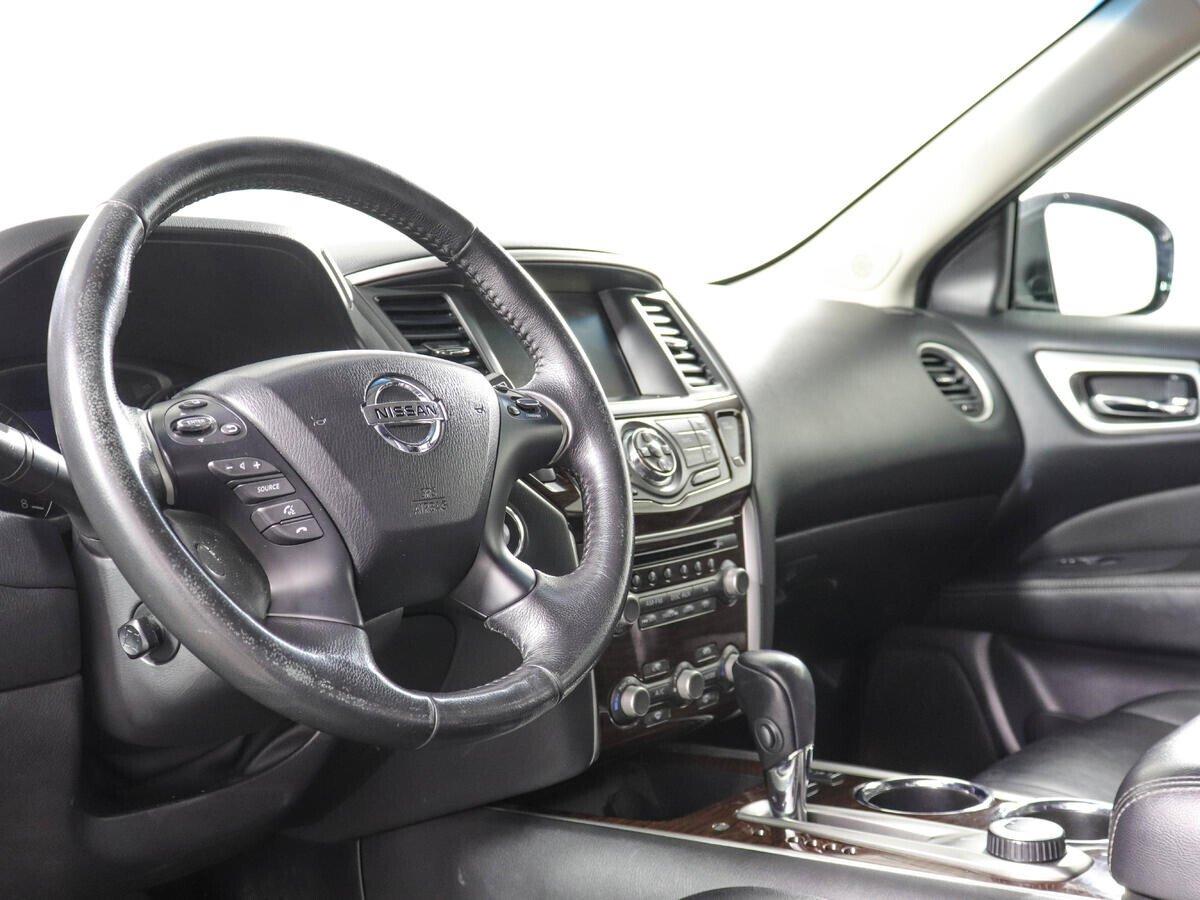 Nissan Pathfinder 2014, серый