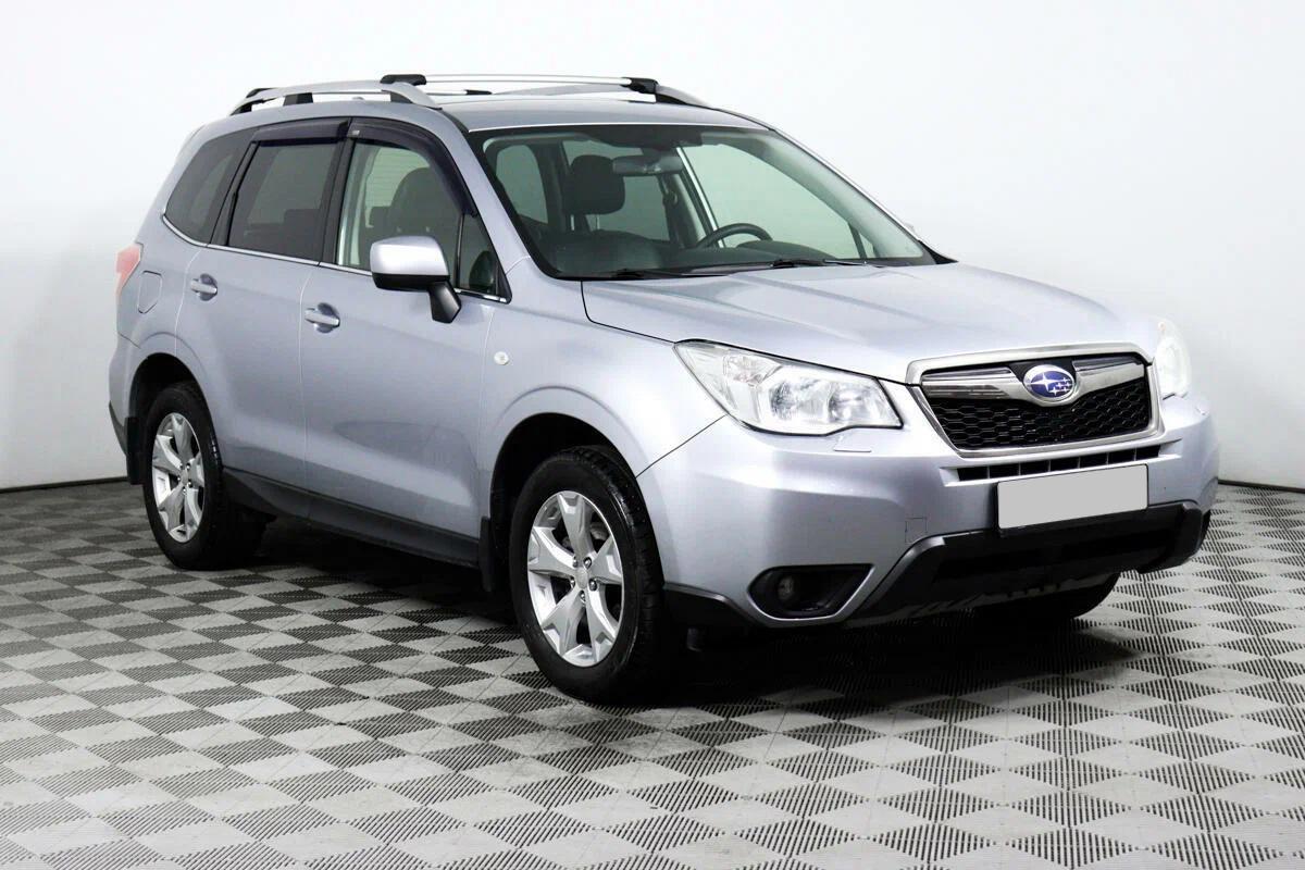 Subaru Forester 2014, серебряный