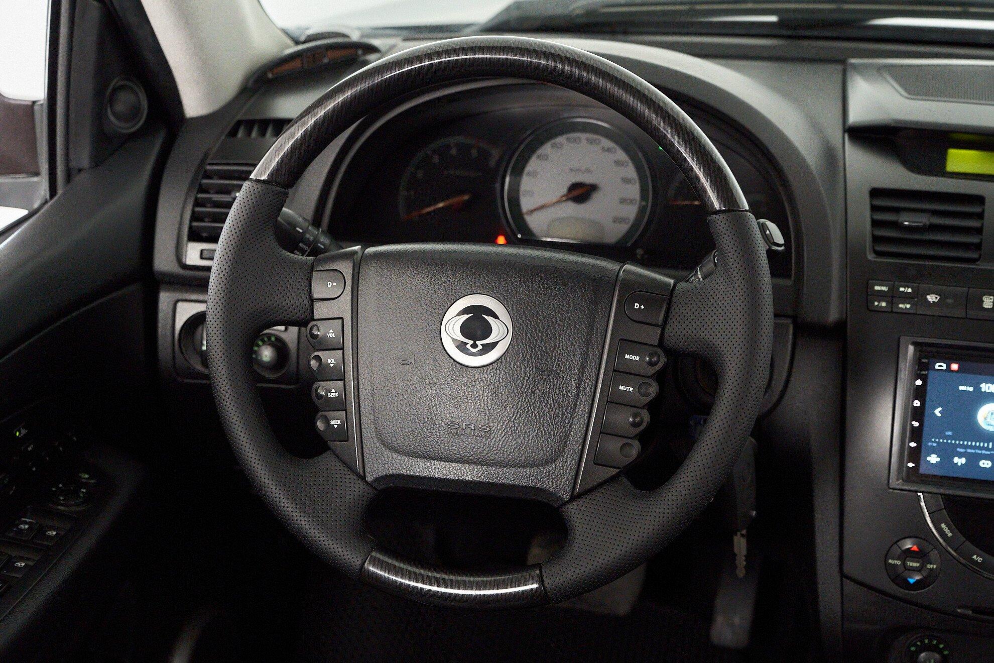 SsangYong Rexton 2012, пурпурный