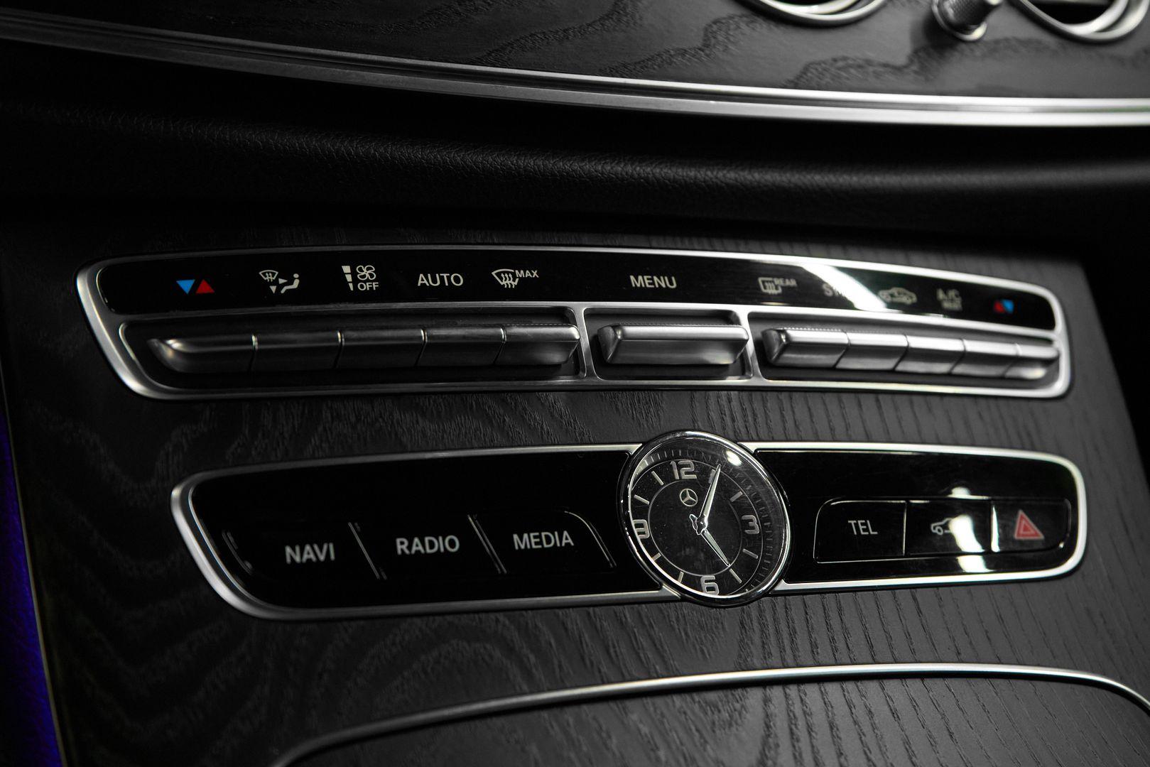 Mercedes-Benz E-Класс 2018, черный