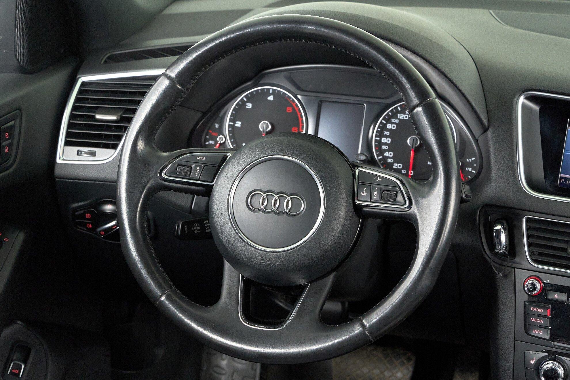 Audi Q5 2014, белый