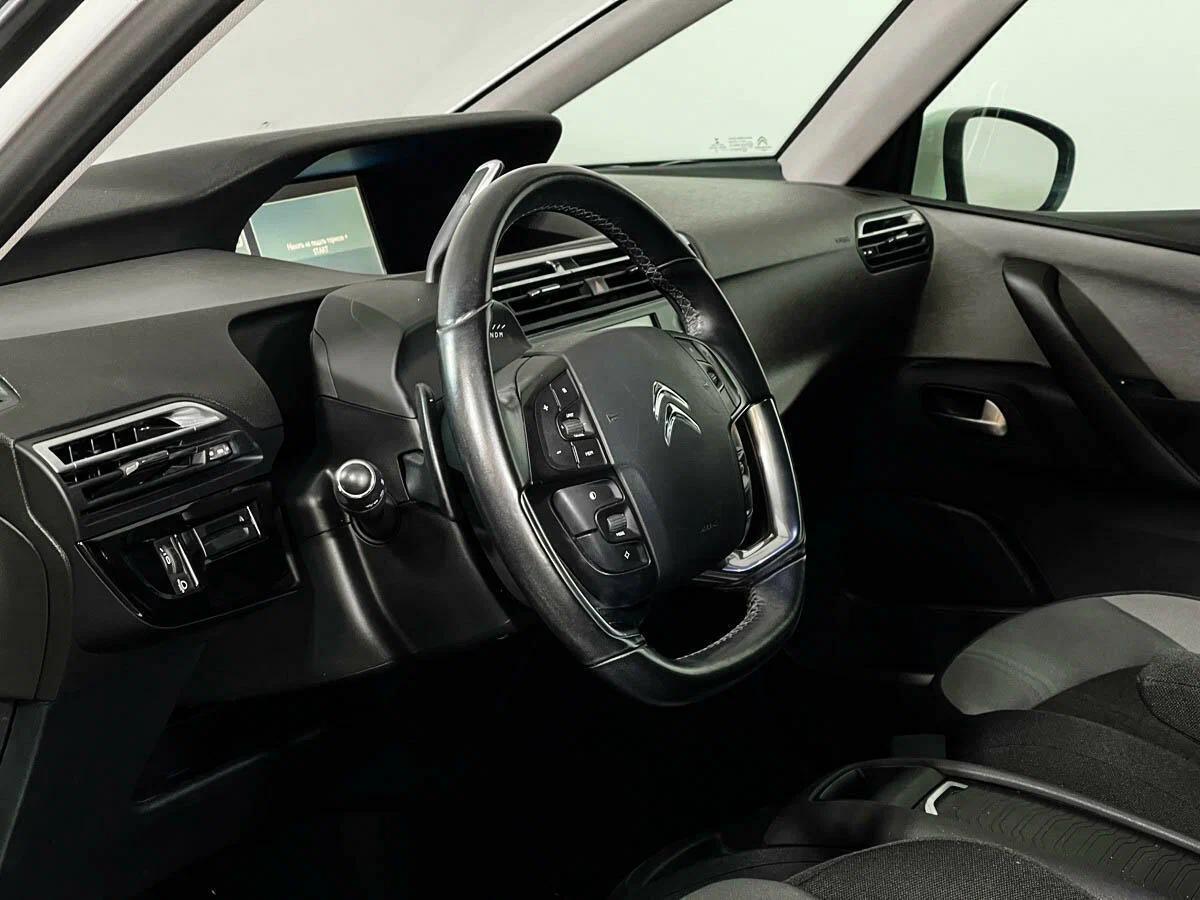 Citroen C4 Picasso 2016, белый