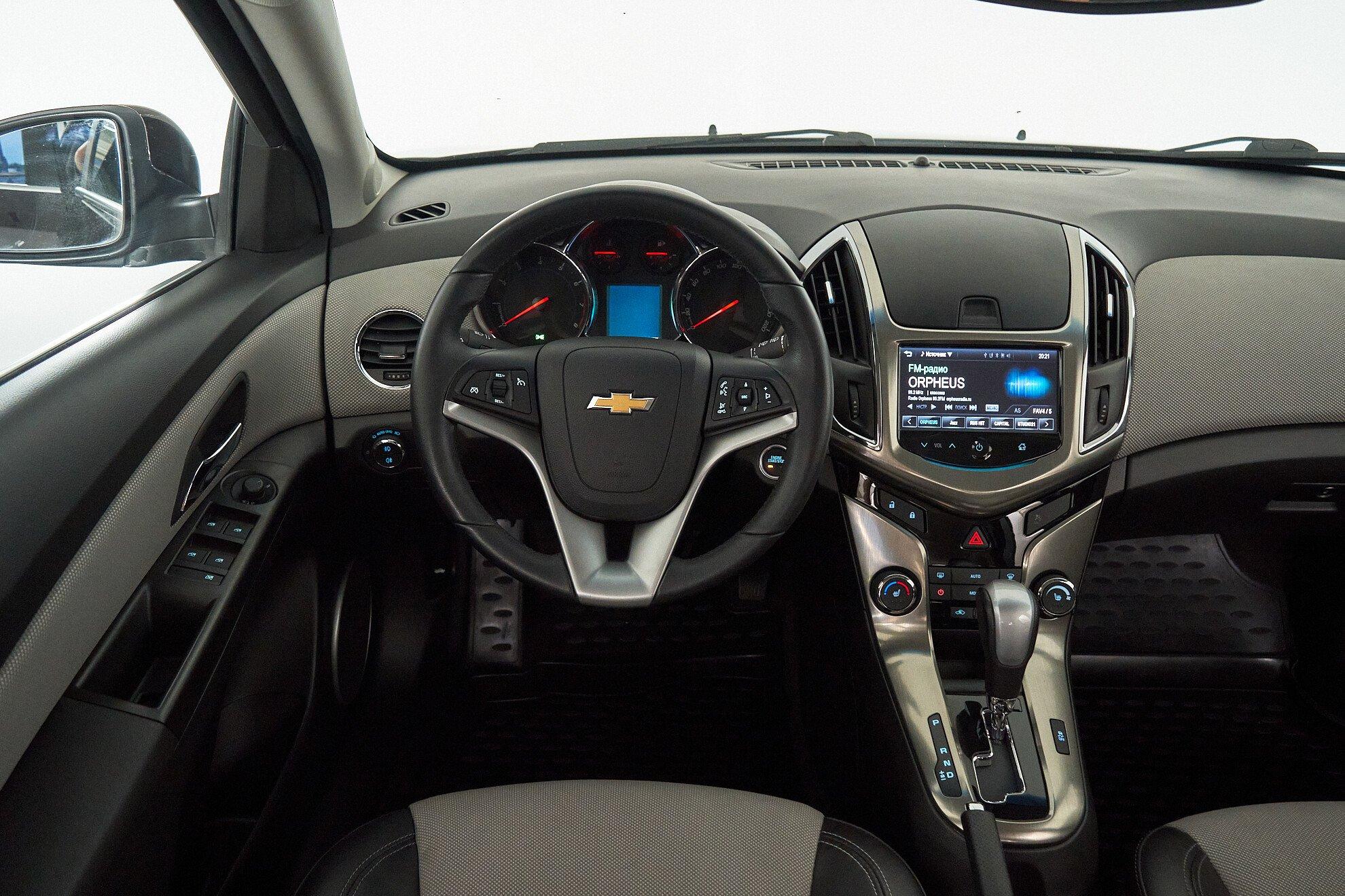 Chevrolet Cruze 2013, коричневый