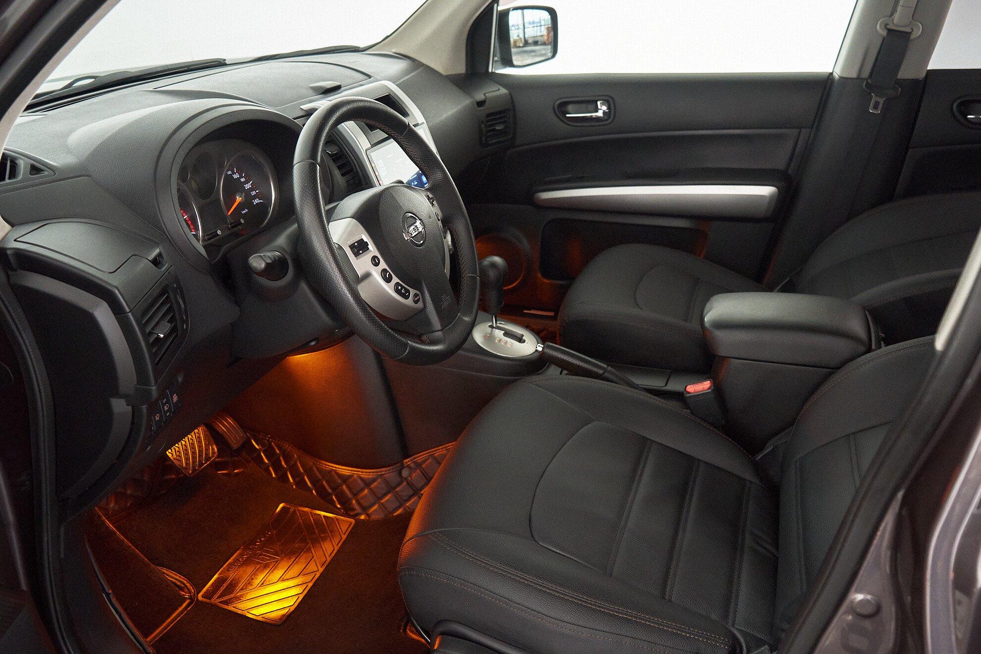 Nissan X-Trail 2010, серый