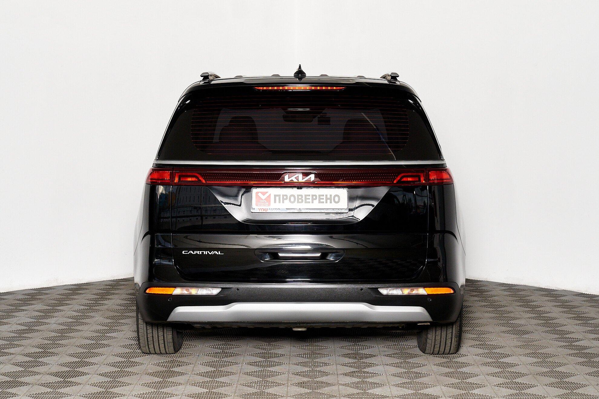 Kia Carnival 2022, черный