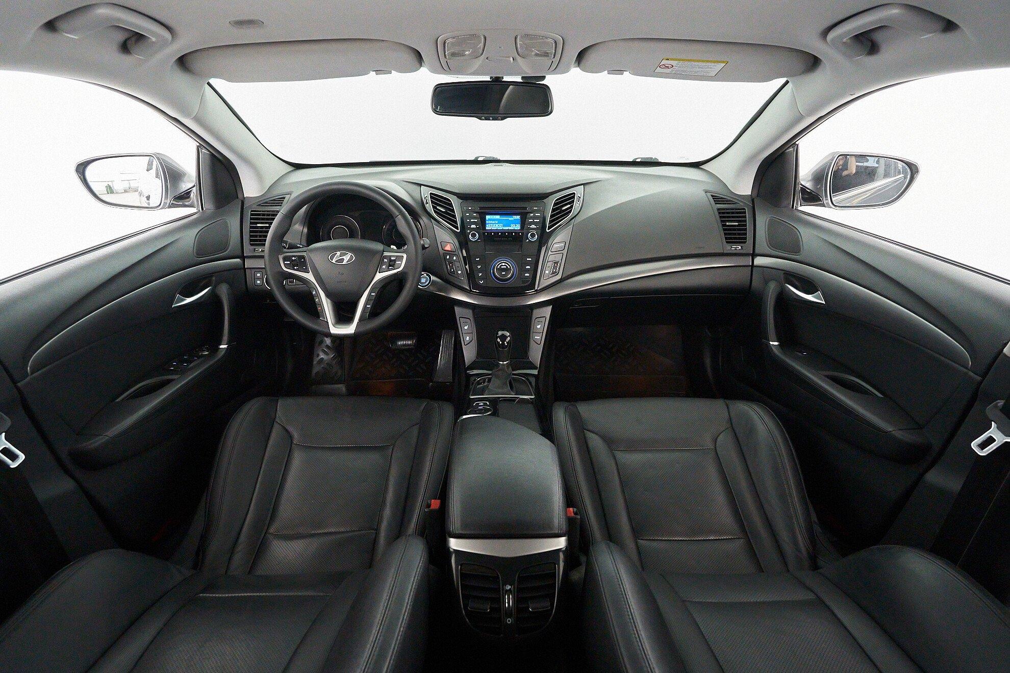 Hyundai i40 2012, серый