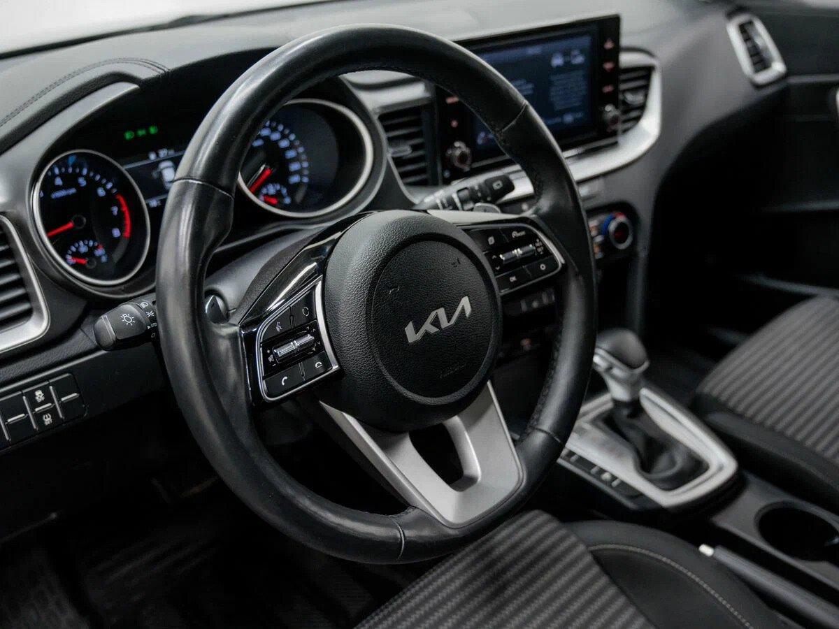 Kia XCeed 2021, серый