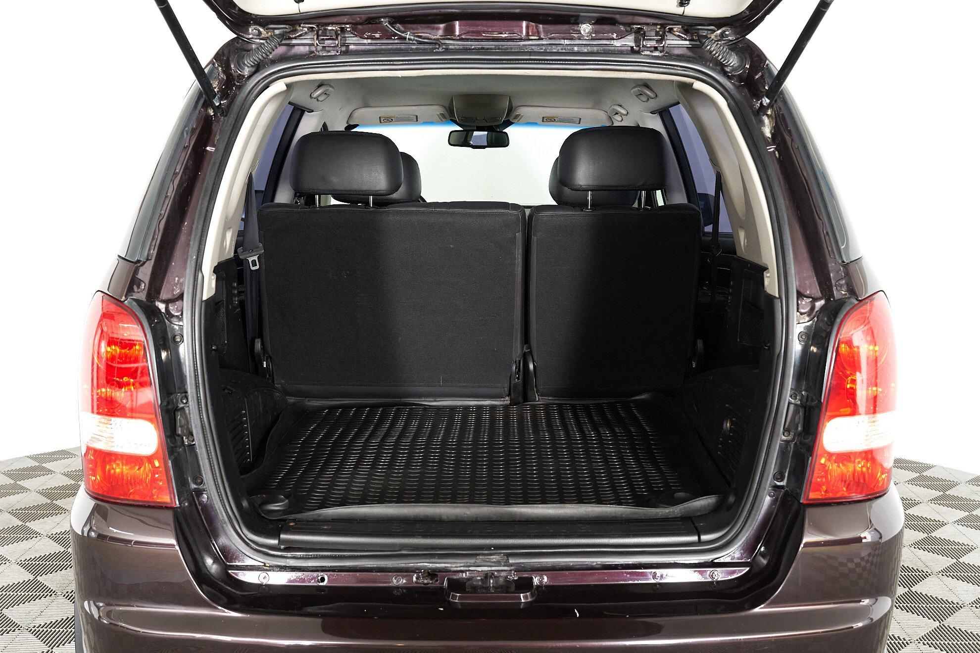 SsangYong Rexton 2010, пурпурный