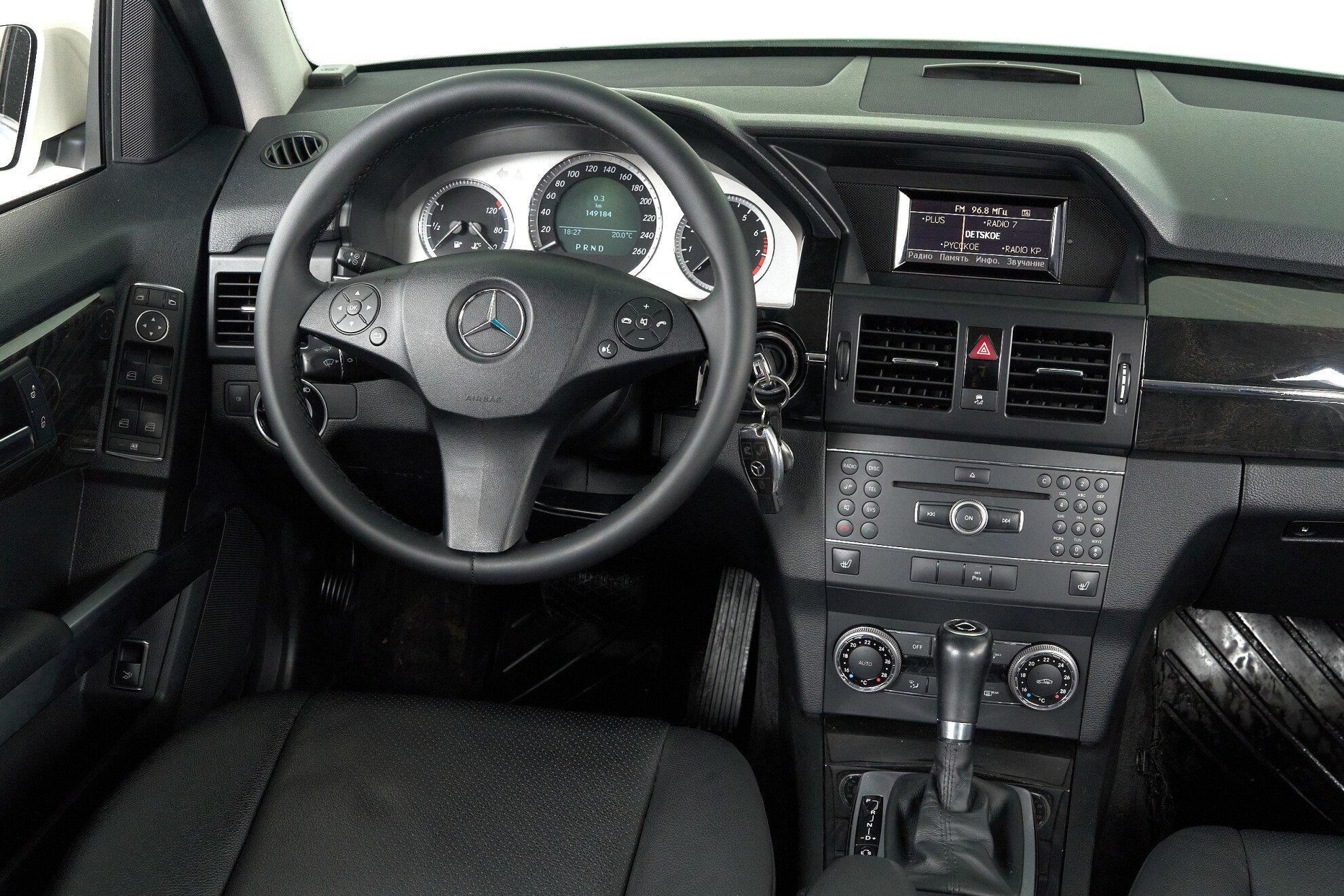 Mercedes-Benz GLK-Класс 2012, белый