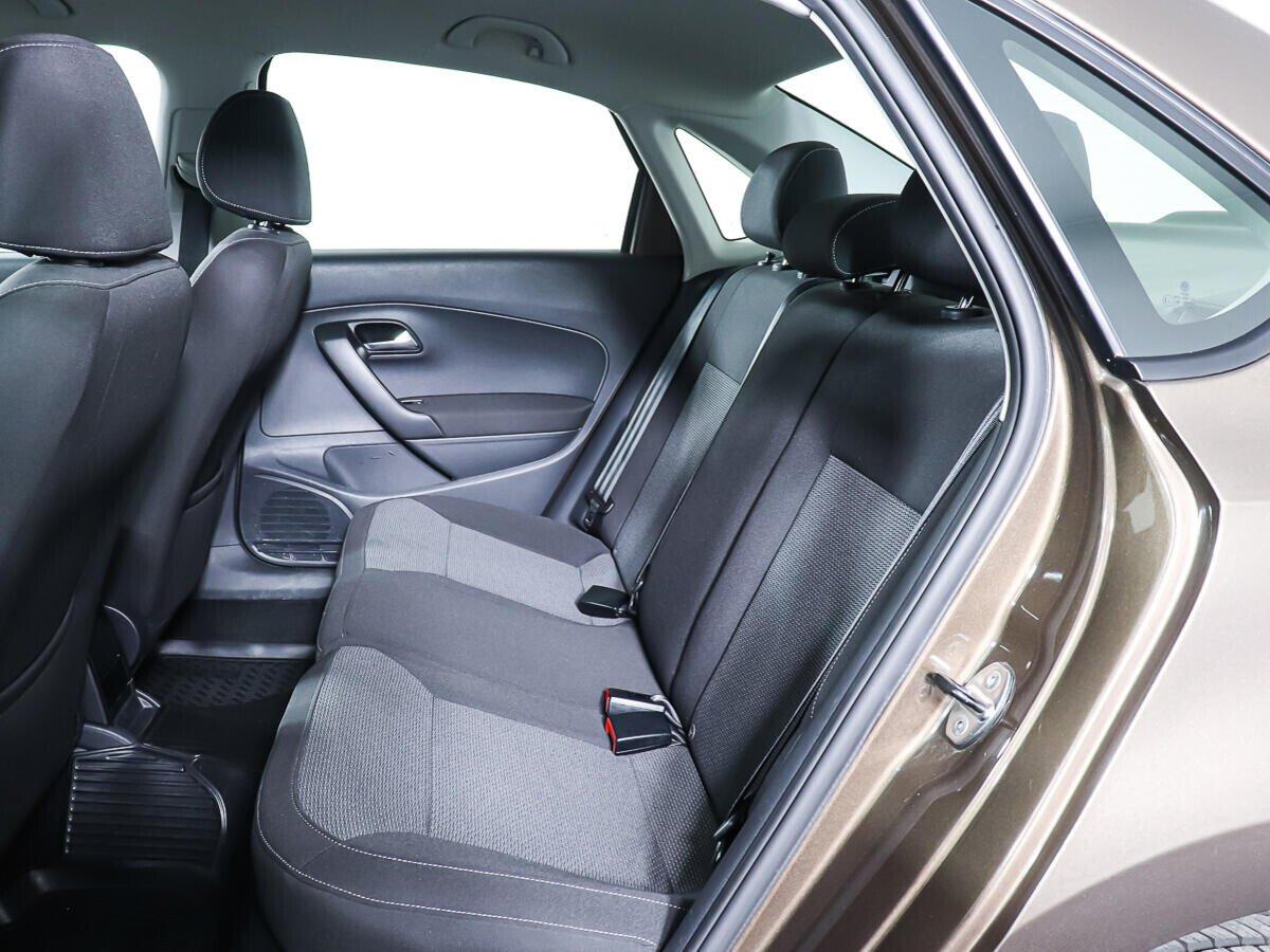 Volkswagen Polo 2019, коричневый