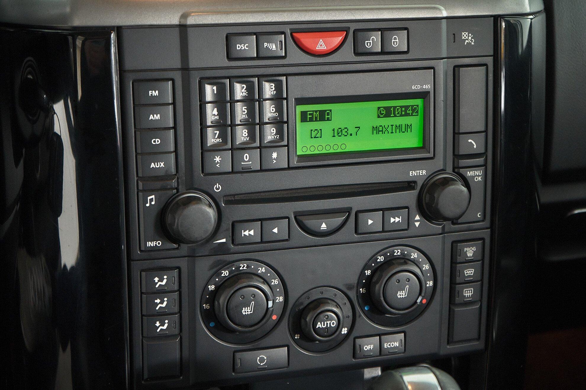 Land Rover Discovery 2008, черный