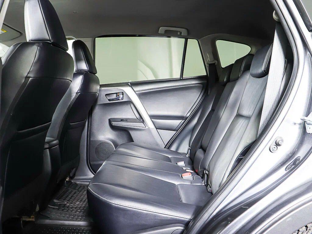 Toyota RAV4 2014, серый