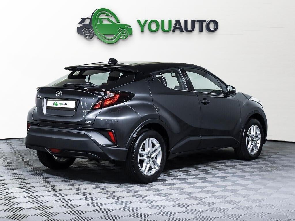 Toyota C-HR 2019, серый