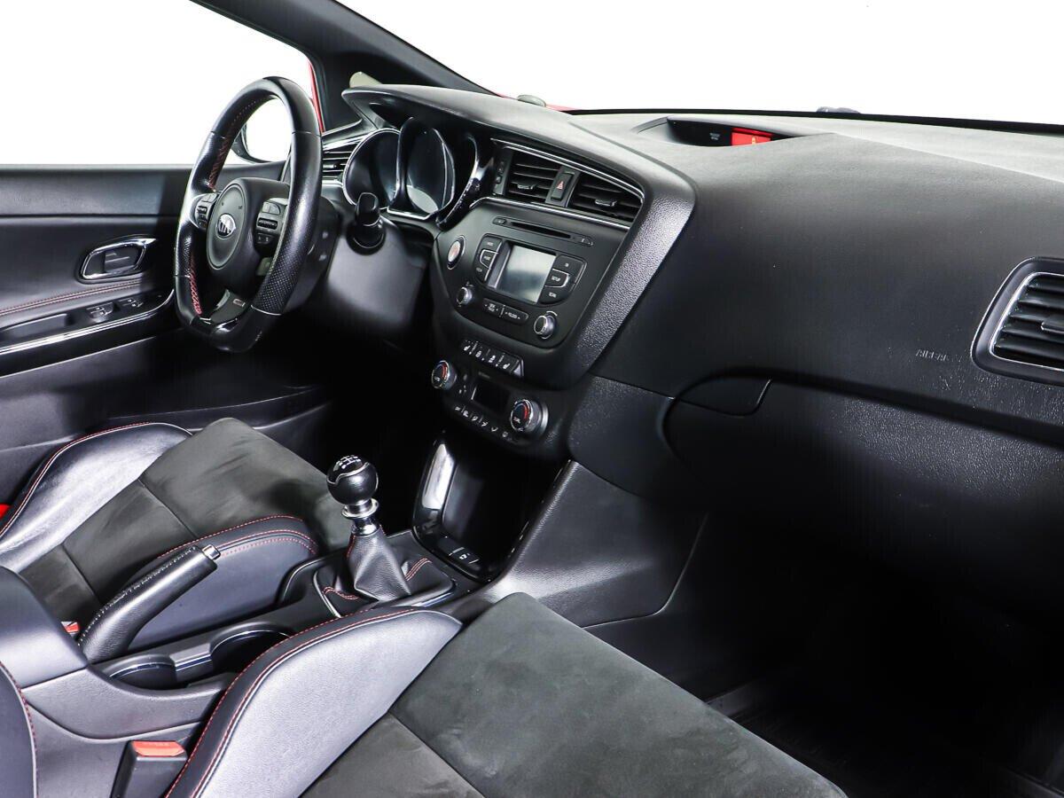 Kia Ceed GT 2018, красный