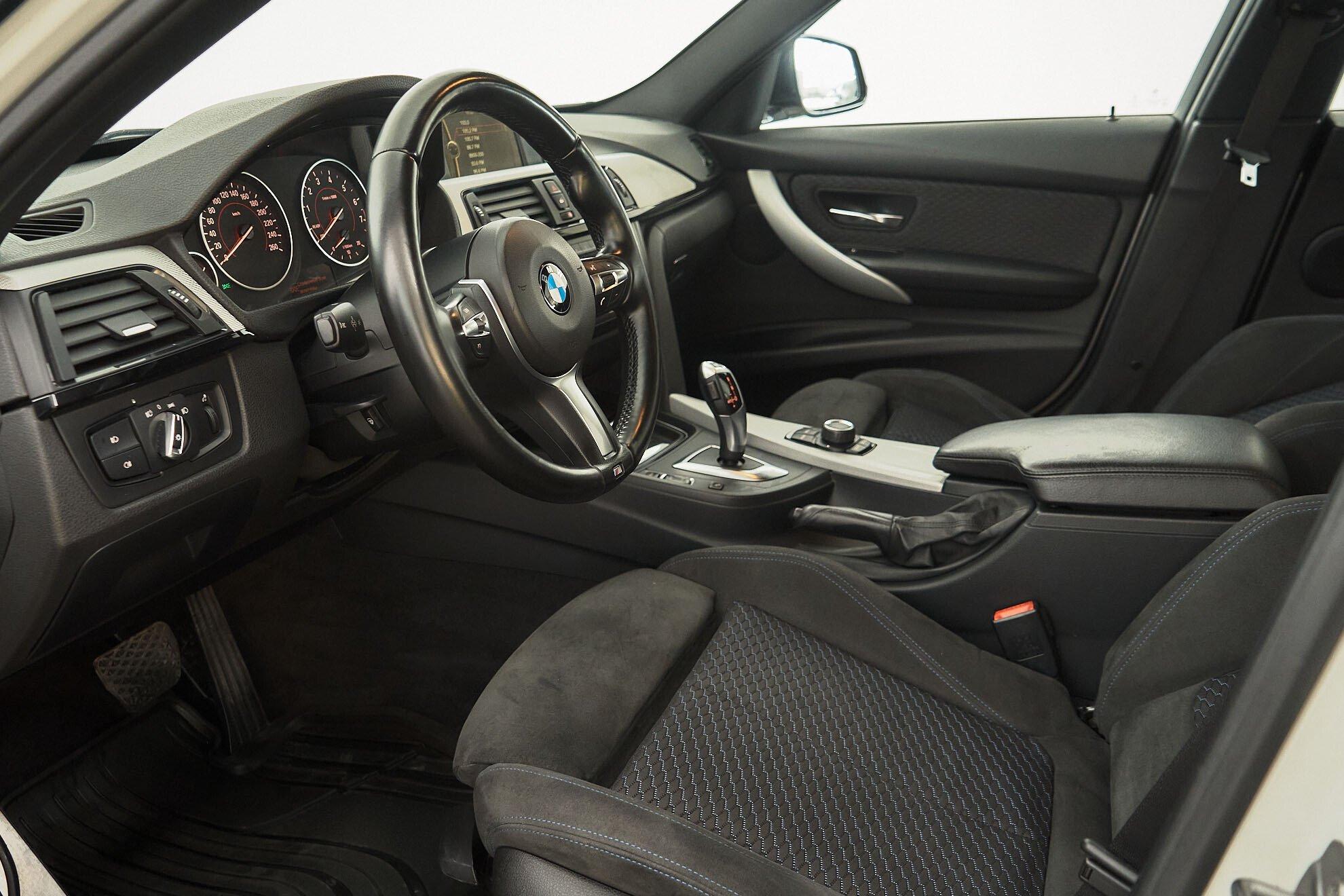 BMW 3 серии 2014, белый