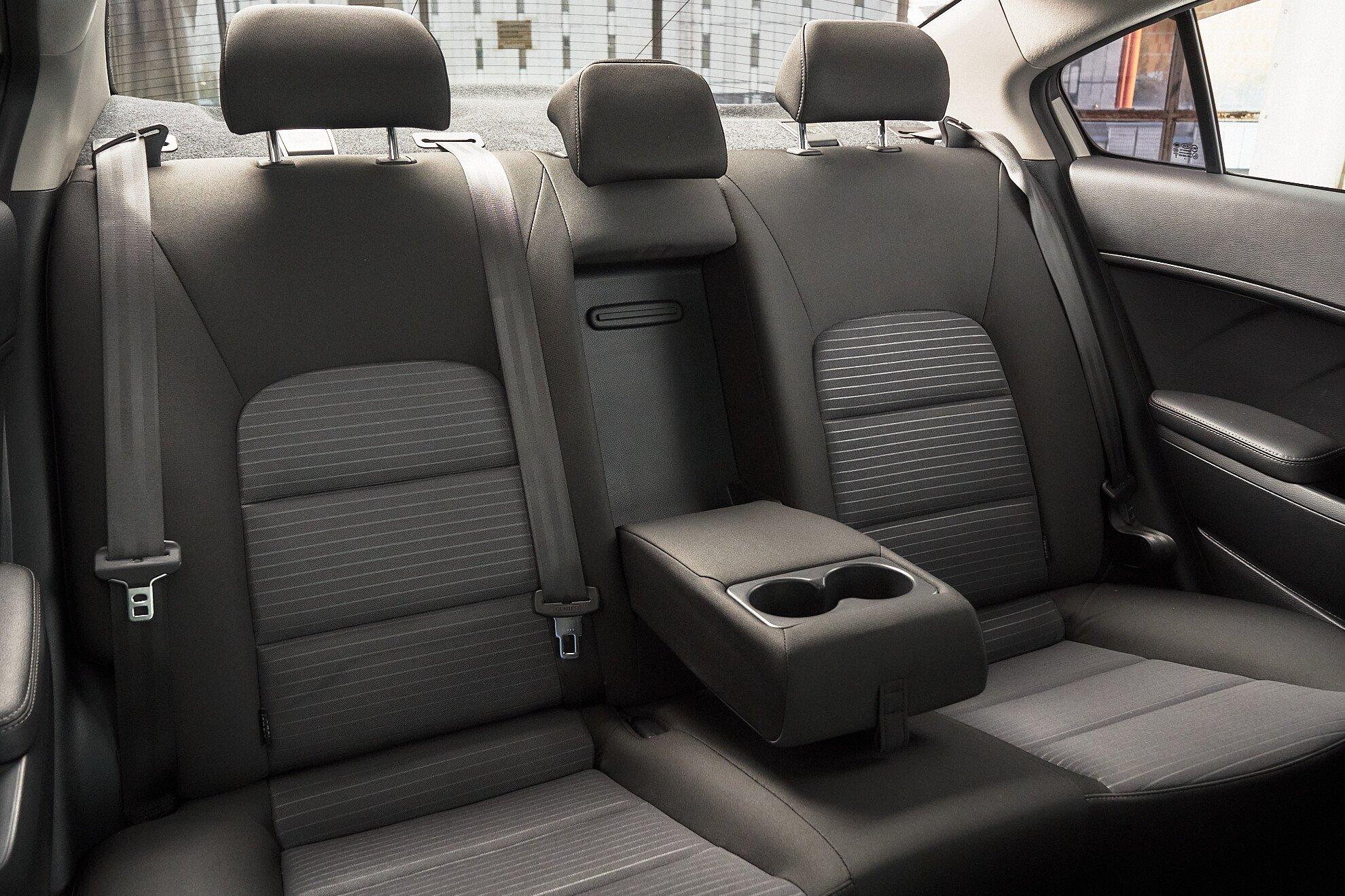Kia Cerato 2016, белый