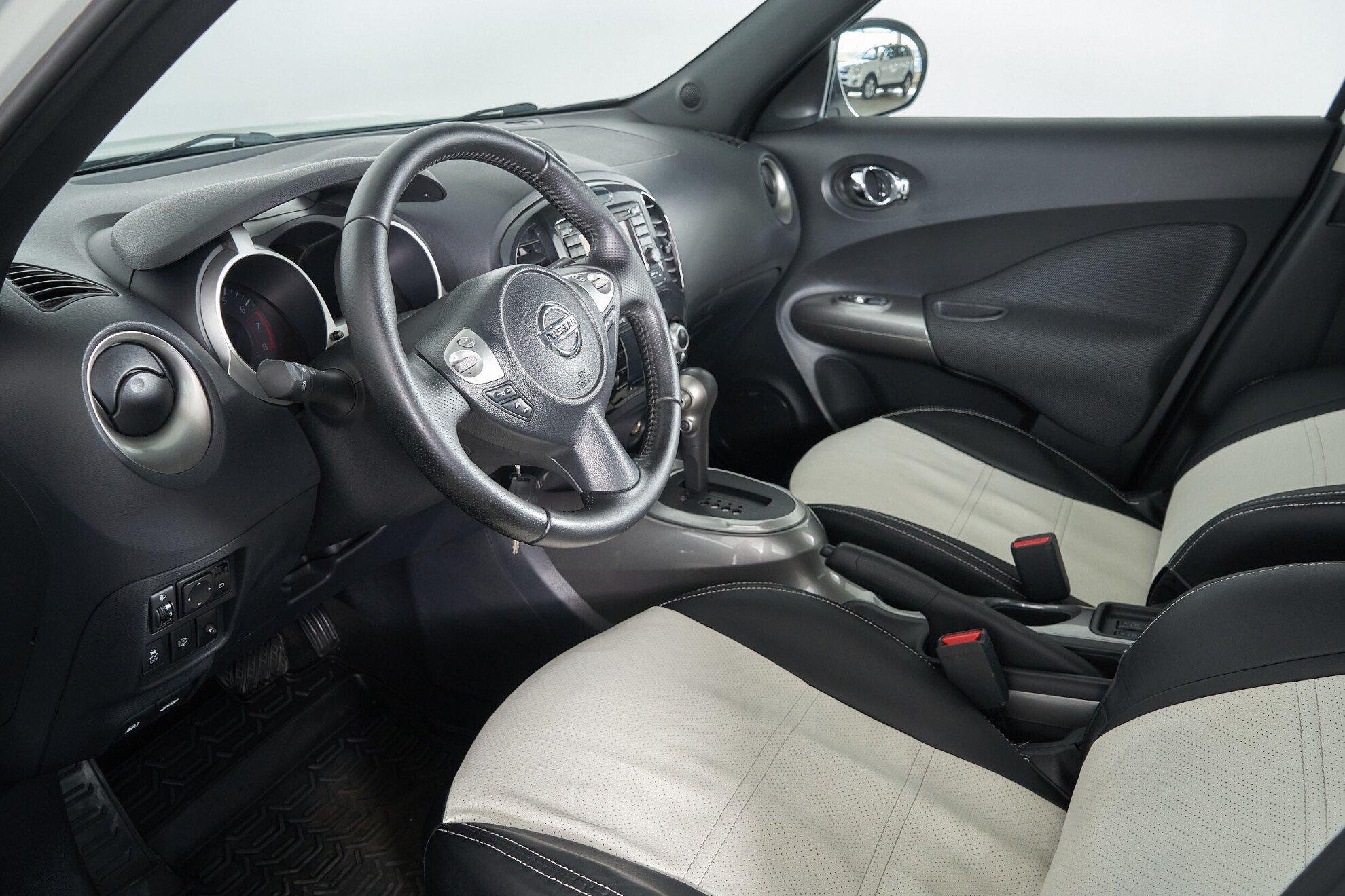 Nissan Juke 2014, белый