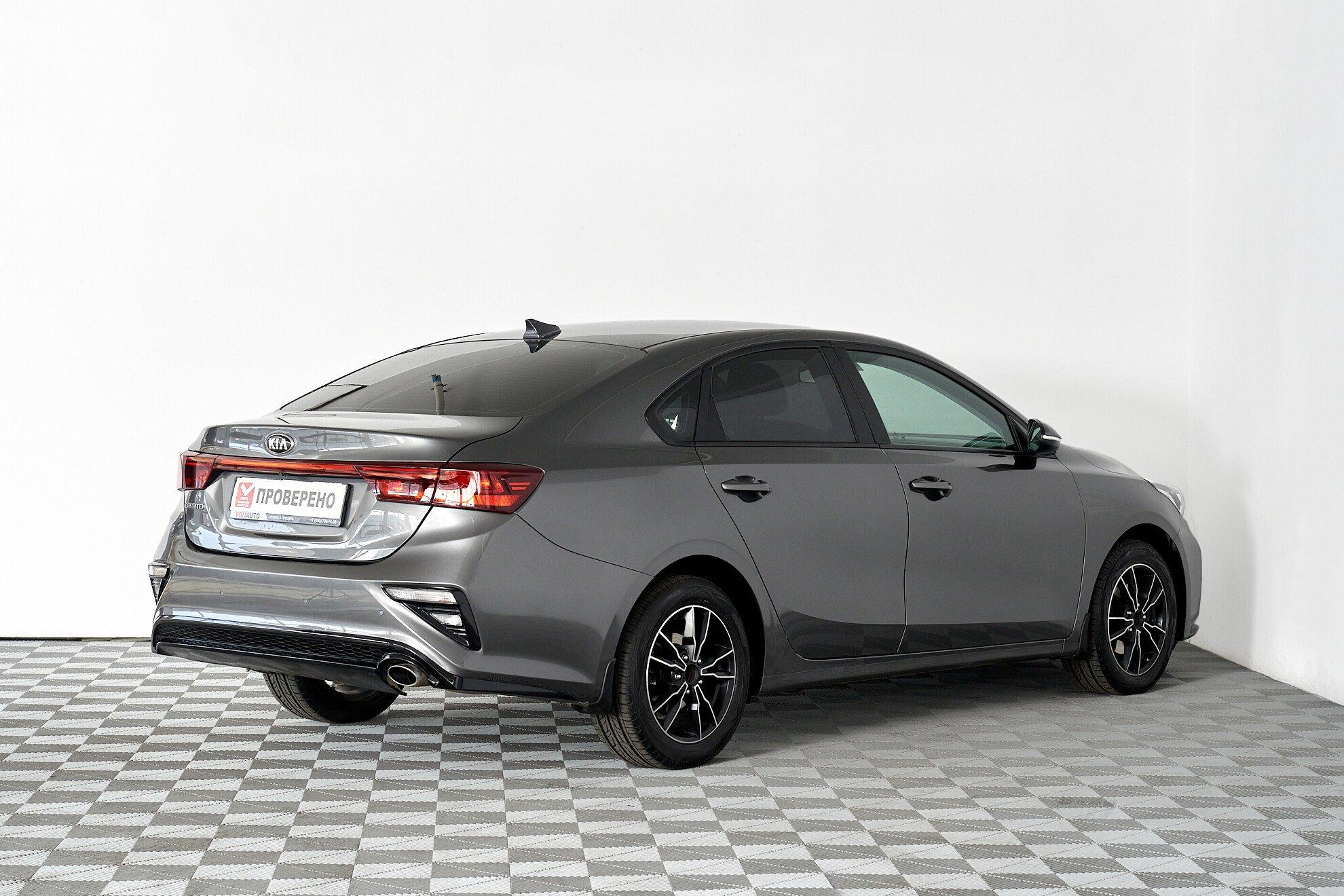 Kia Cerato 2020, серый