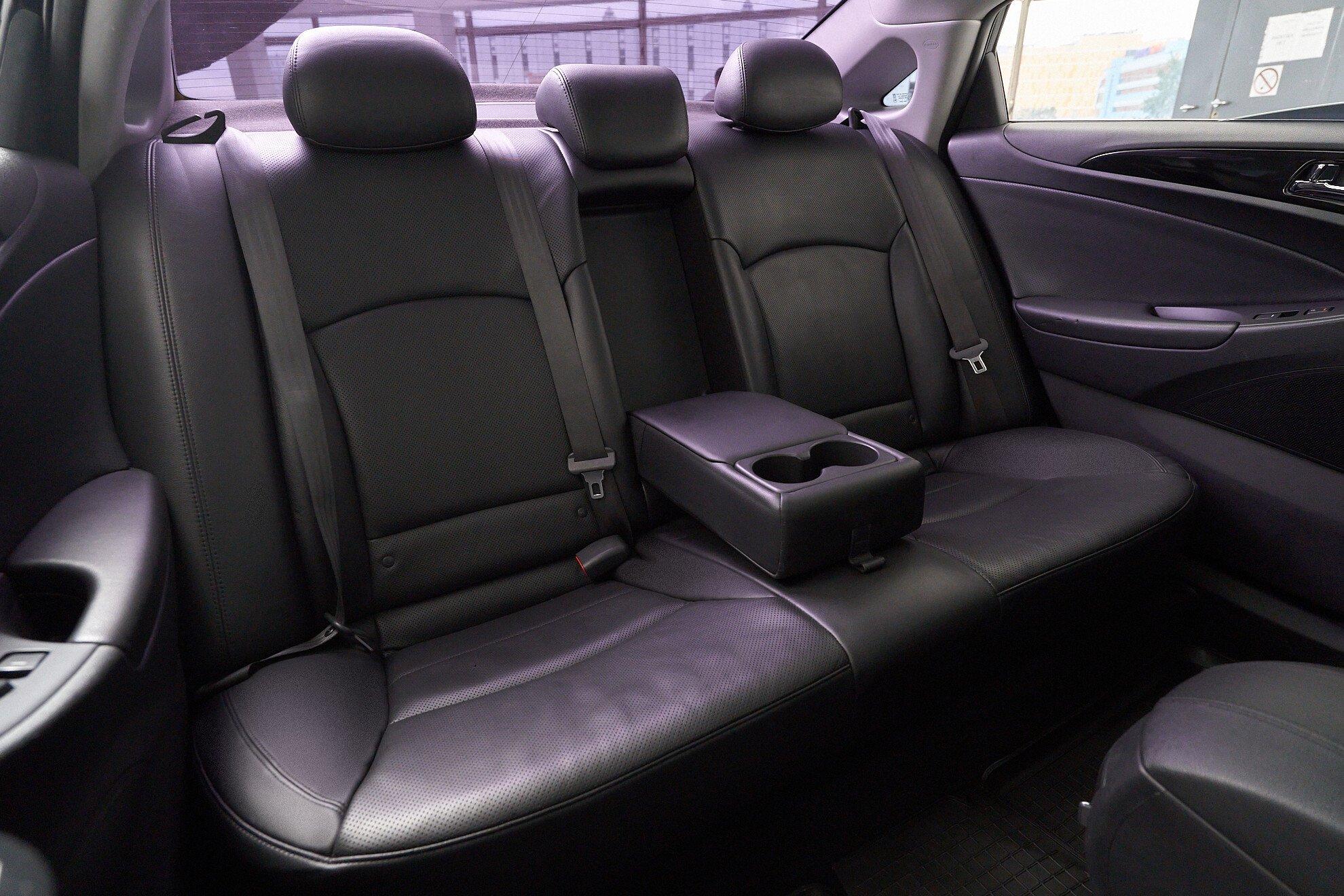Hyundai Sonata 2010, черный