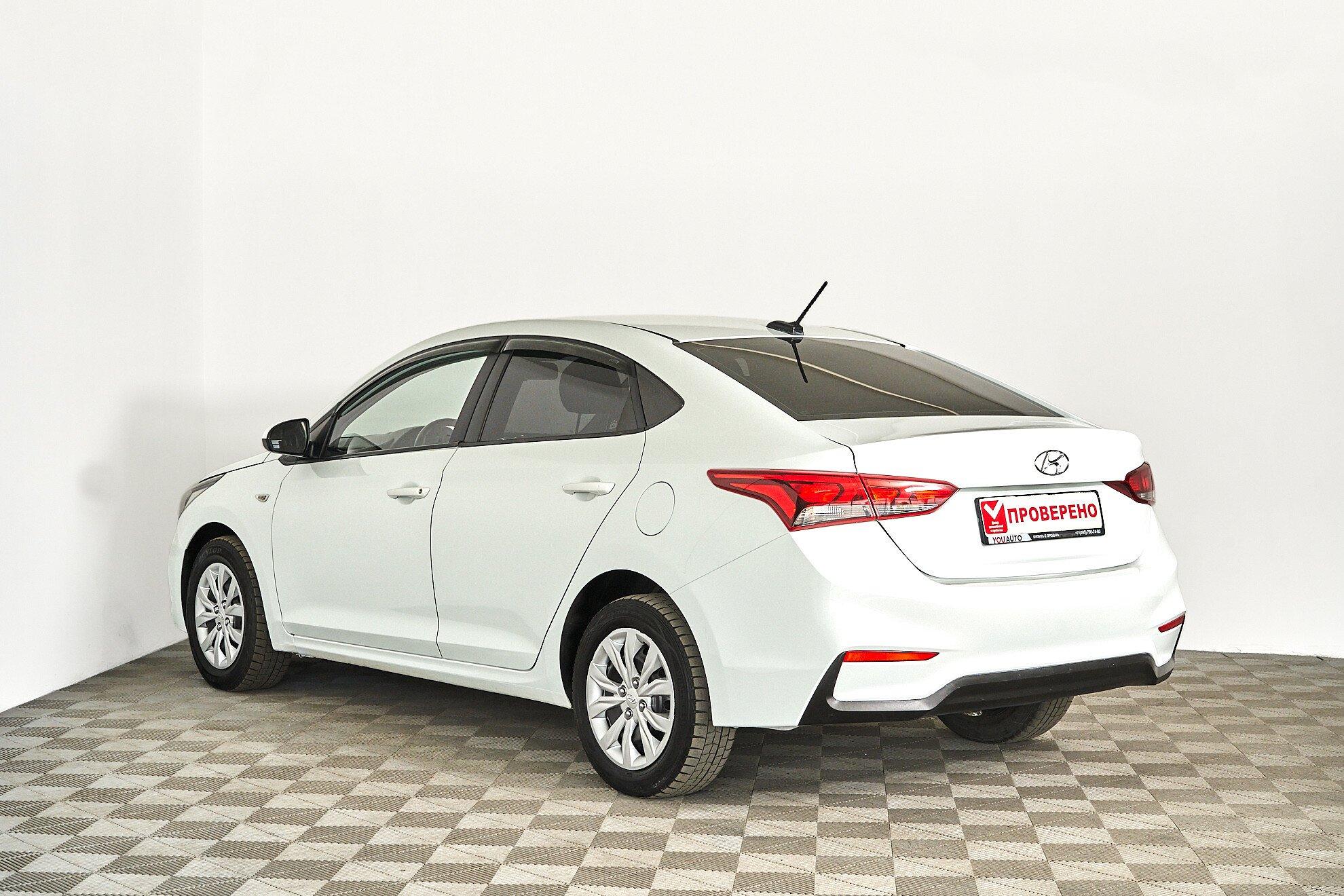 Hyundai Solaris 2019, белый
