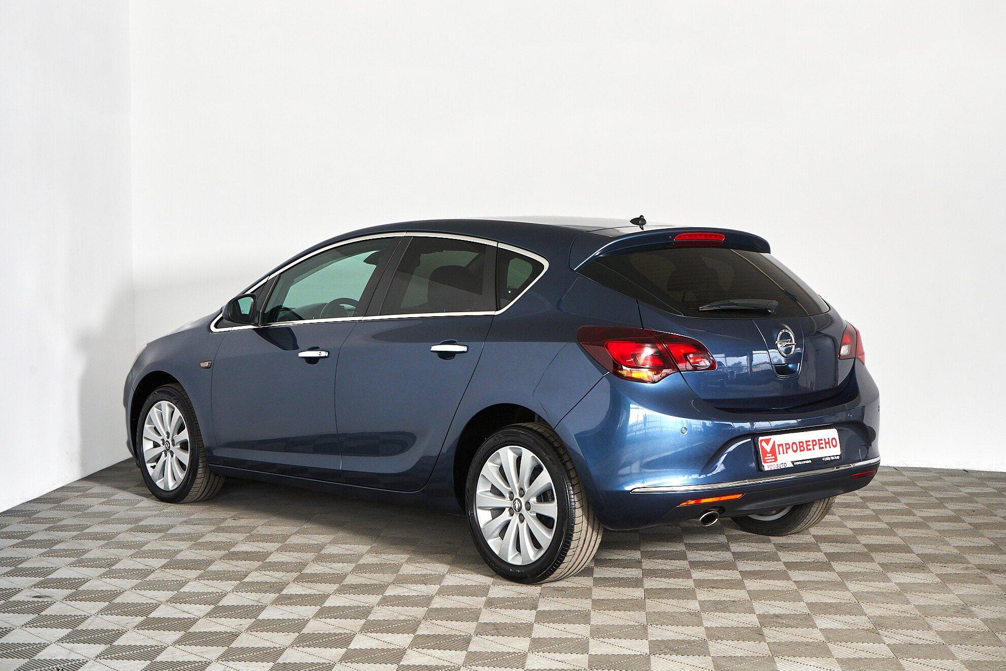 Opel Astra 2013, синий