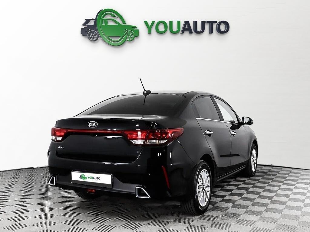 Kia Rio 2021, черный