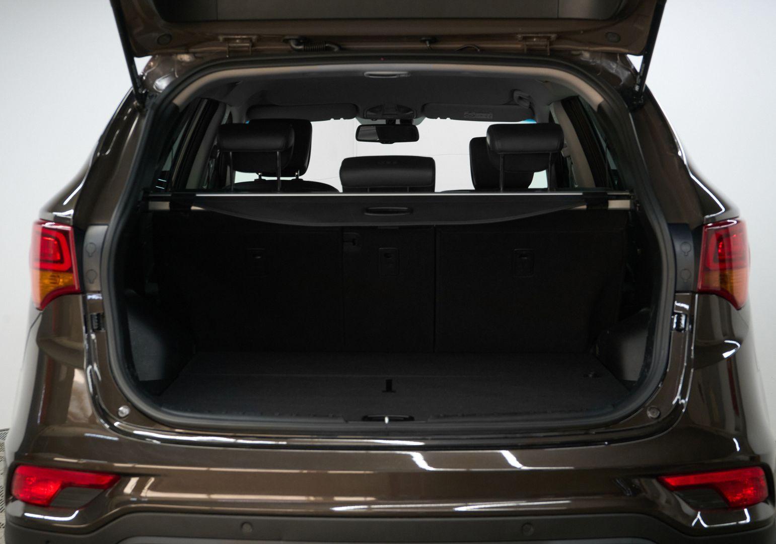 Hyundai Santa Fe 2017, коричневый