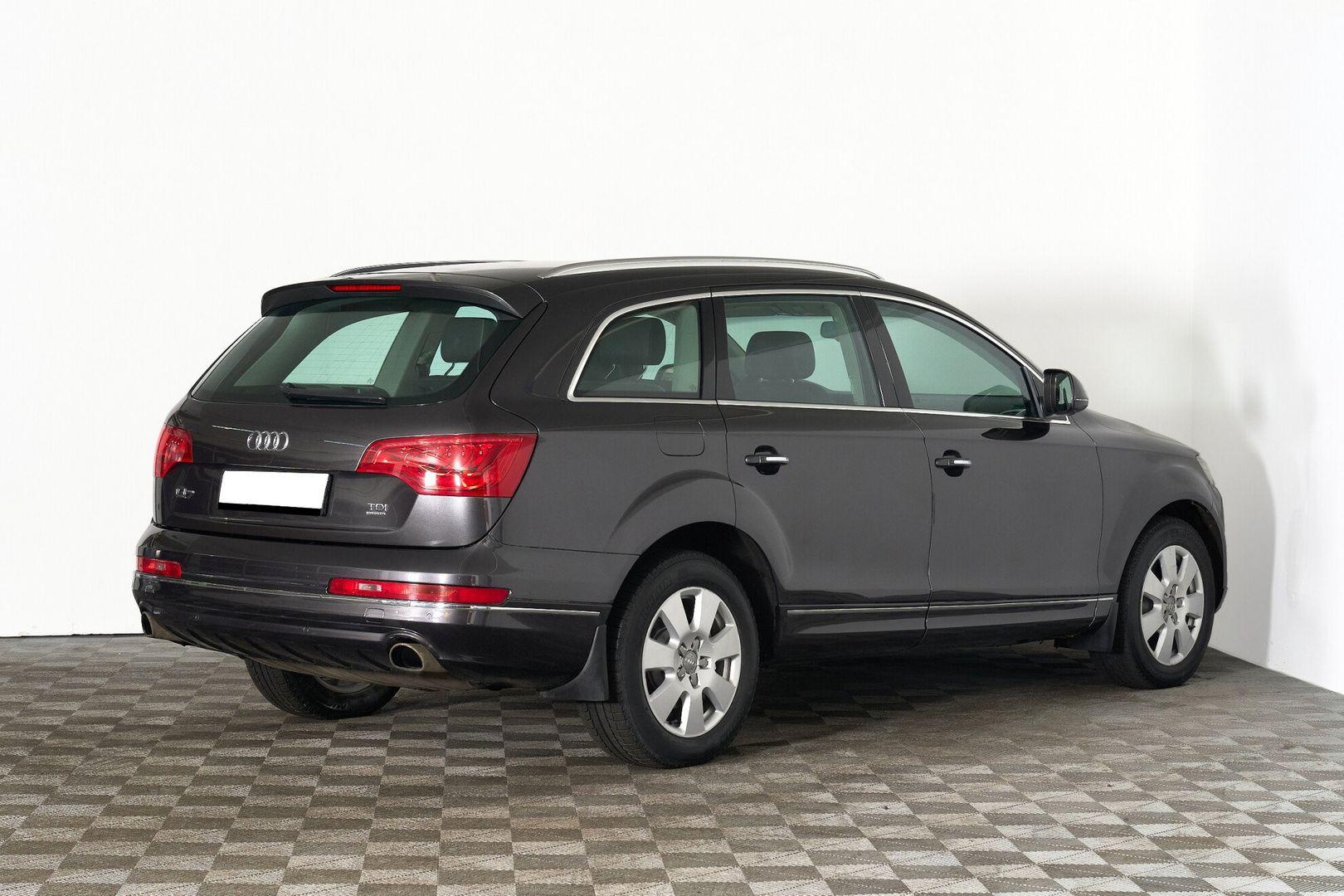 Audi Q7 2014, черный