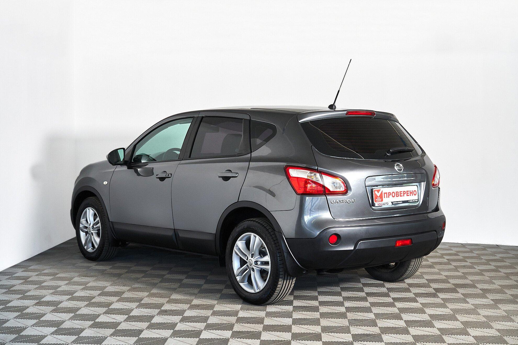 Nissan Qashqai 2012, серый
